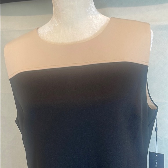 Tommy Hilfiger Classic Black Apparel - Picture 4 of 11